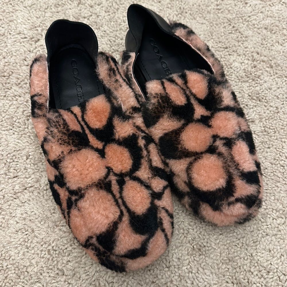 Coach Shearling Slippers Holly Signature Pink Black L… Gem